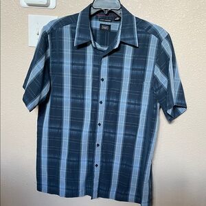 Haggar Men's Dark Blue and Light Blue Plaid Shirt